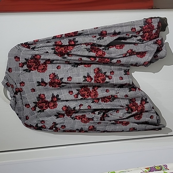 Rose Pattern Shawl Collar Blazer - Picture 2 of 3